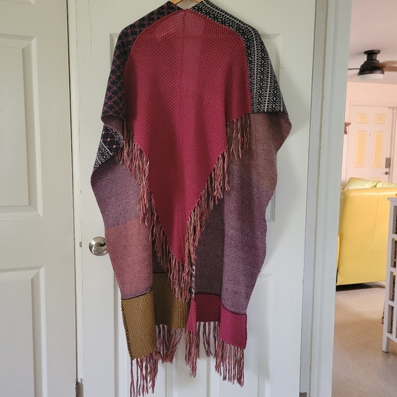 Angel Of The North Shawl - Picture 5 of 12